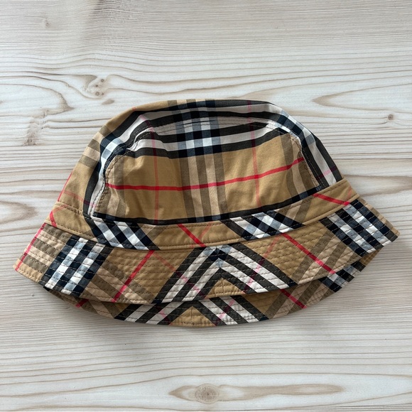 BURBERRY VINTAGE CHECK BUCKET HAT - Picture 7 of 10